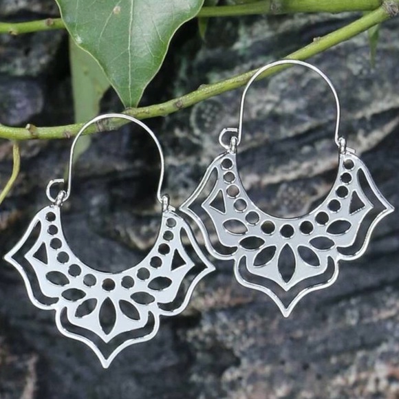 Jewelry - “Perforated Lotus” Lacey Punctured Ethnic Bollywood Floral Flower Petal Hoops